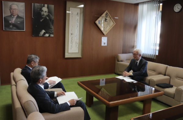 福崎町消防団あり方検討委員会へ答申書を提出しました